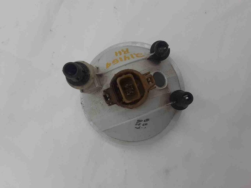 2007 2008 2009 2010 FORD ESCAPE XLT Right Fog Lamp Bumper Mounted Non