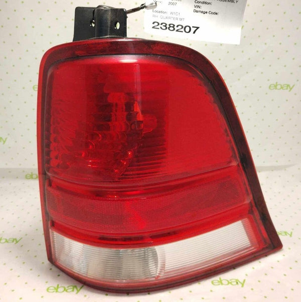 04 05 06 07 FORD FREESTAR Tail Light Assembly Right