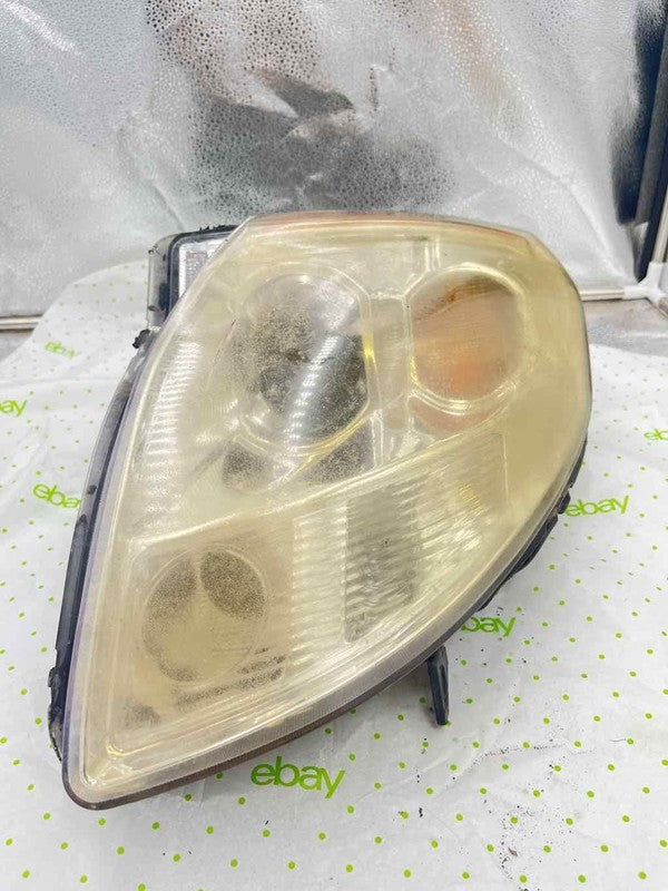 04 05 06 NISSAN MAXIMA Headlamp Assembly Right passenger side