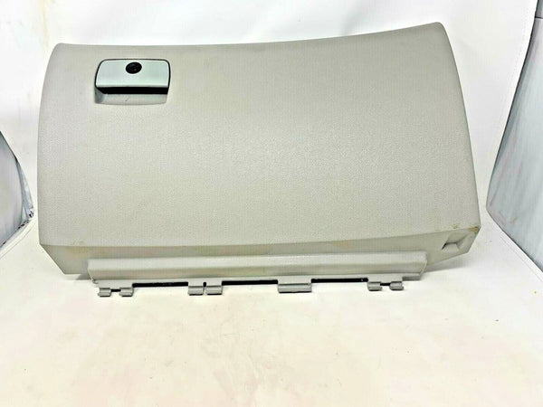2009 ACADIA Glove Box GMC. Original OEM