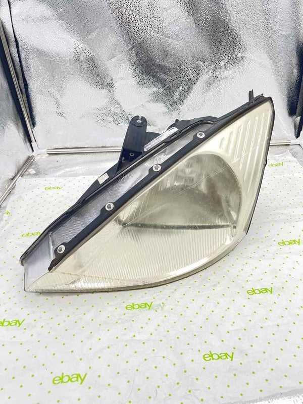 00 01 02 03 04 FORD FOCUS Headlamp Assembly Left