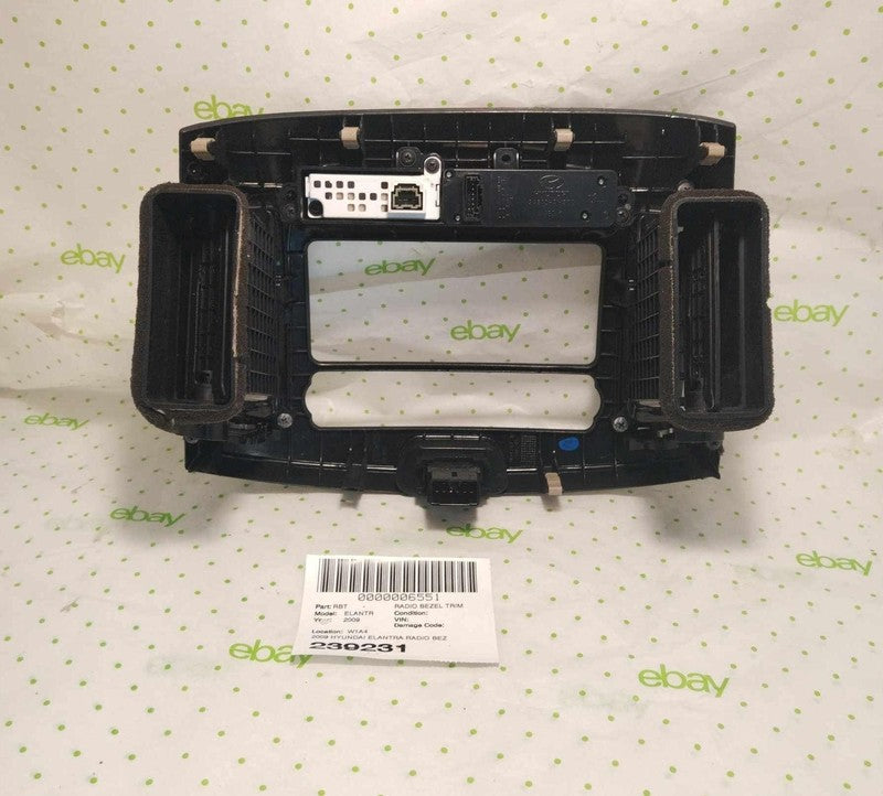 09 HYUNDAI ELANTRA Radio Bezel Trim