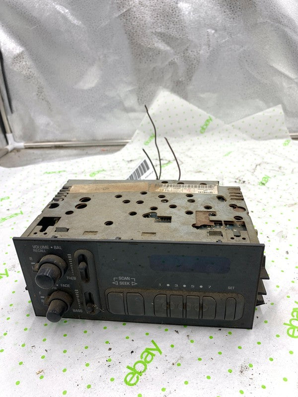 98 CHEVROLET CHEVY PICKUP Radio