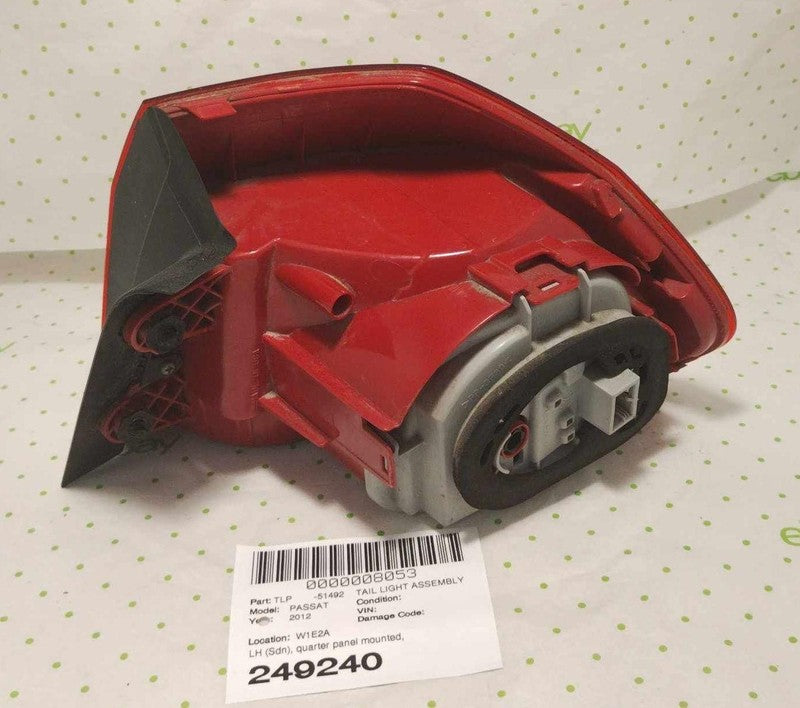 12 13 14 15 VW PASSAT Tail Light Assembly Left
