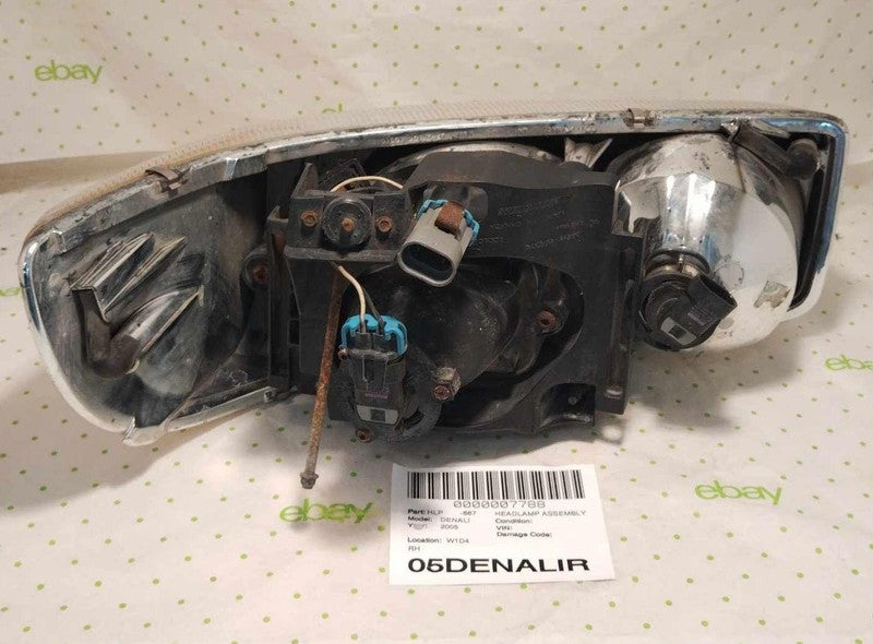 02 03 04 05 06 07 SIERRA DENALI Headlamp Assembly Right