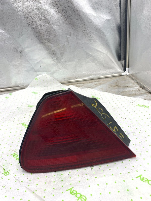 98 99 00 01 02 HONDA ACCORD Tail Light Assembly Left driver side