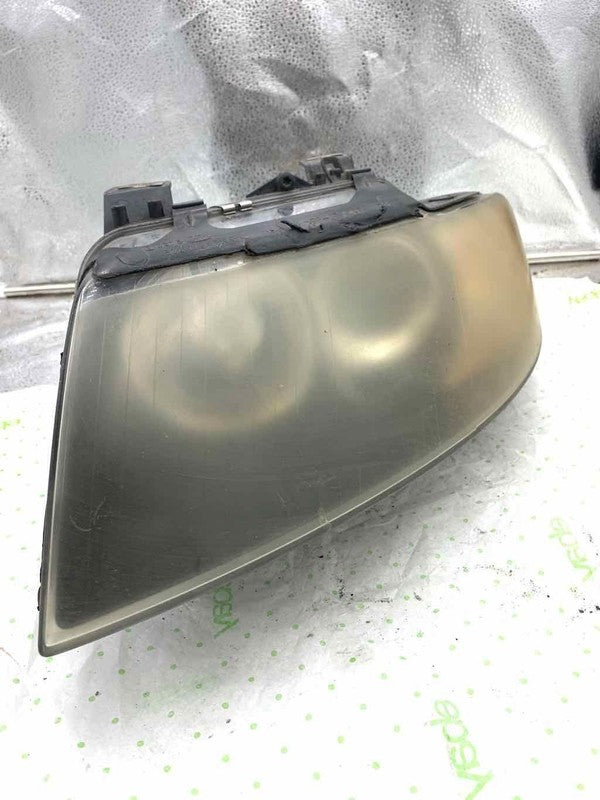 03 04 05 06 AUDI A4 Headlamp Assembly Left driver side