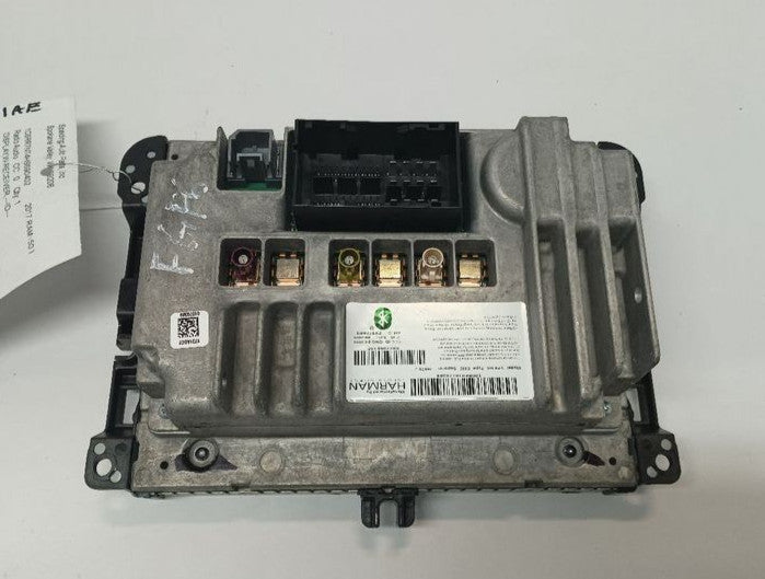 2017 Dodge Ram 1500 2500 Radio Receiver 8.4" Display Screen W/ Navigat