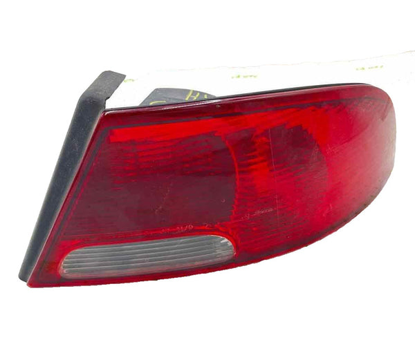 01 02 03 04 05 06 DODGE STRATUS Tail Light Assembly Right passeger sid