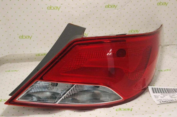 01 02 03 04 05 06 07 08 09 VOLVO 60 SERIES Tail Light Assembly Right