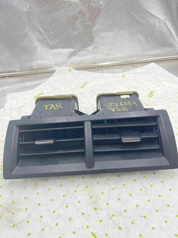 12 TOYOTA CAMRY Air Cond./heater Vents