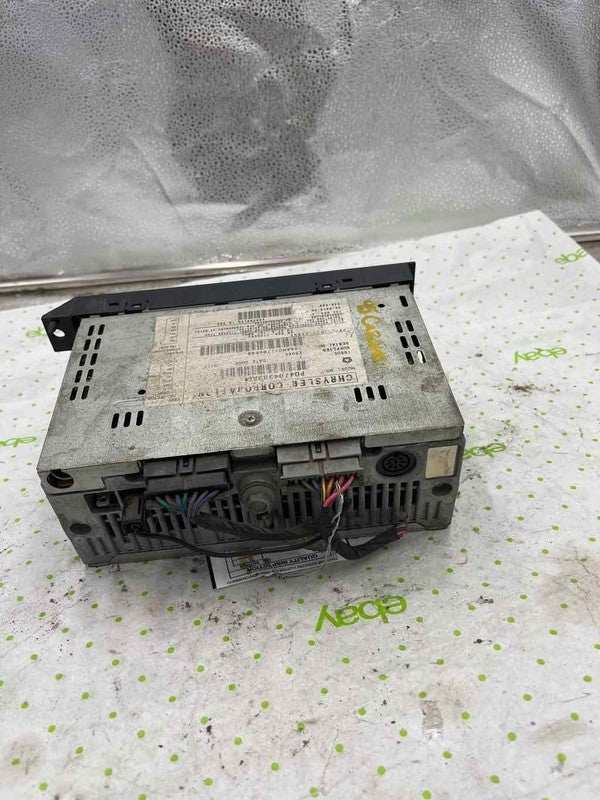 01 02 MAZDA 626 Radio