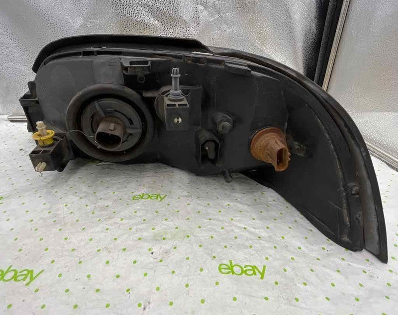 98 FORD WINDSTAR Headlamp Assembly Right