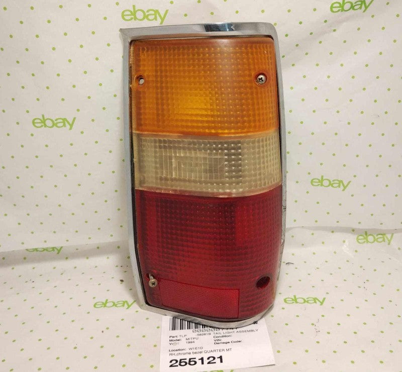 87 88 89 90 91 92 93 94 95 96 MITSUBISHI PICKUP Tail Light Assembly Ri