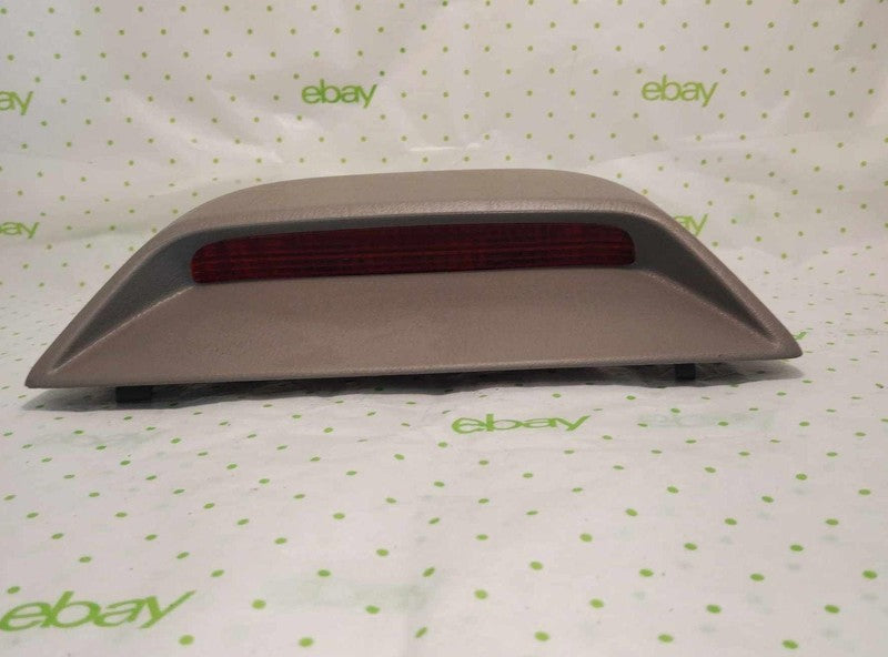 02 TOYOTA CAMRY 3rd Brake Light Avoidance Lamp