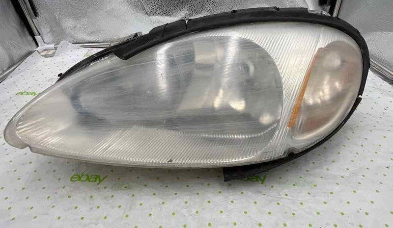 01 02 03 04 05 CHRYSLER PT CRUISER Headlamp Assembly Left