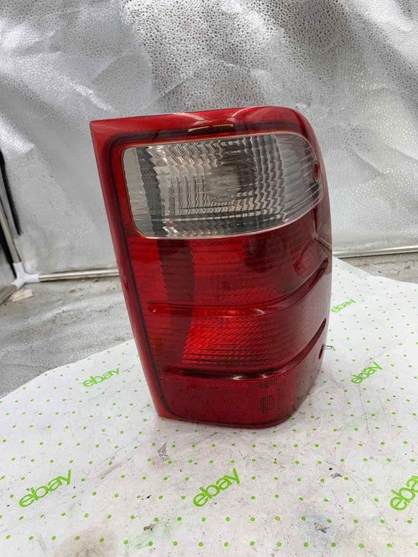 09 FORD RANGER Tail Light Assembly Right