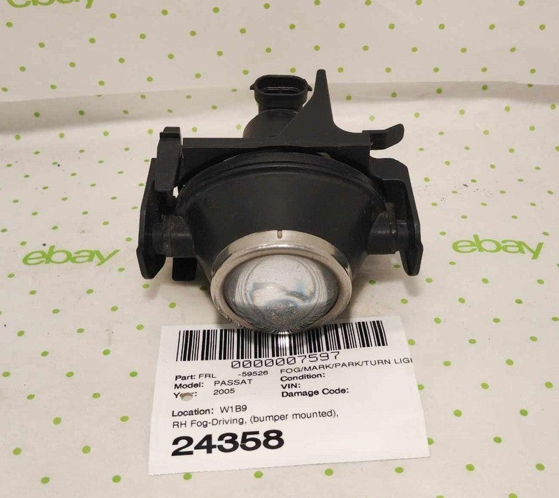 01 02 03 04 05 VW PASSAT Fog/mark/park/turn Light/lamp Right