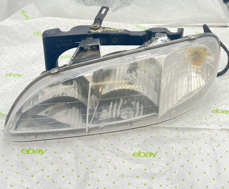 96 97 98 PONTIAC GRAND AM HLP-LH Headlamp Assembly Left driver side