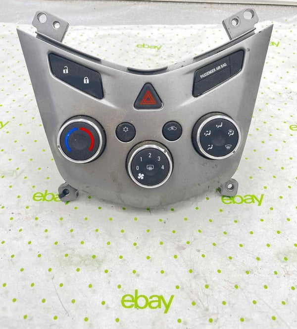 17 18 19 CHEVY SONIC Heater A/c Control