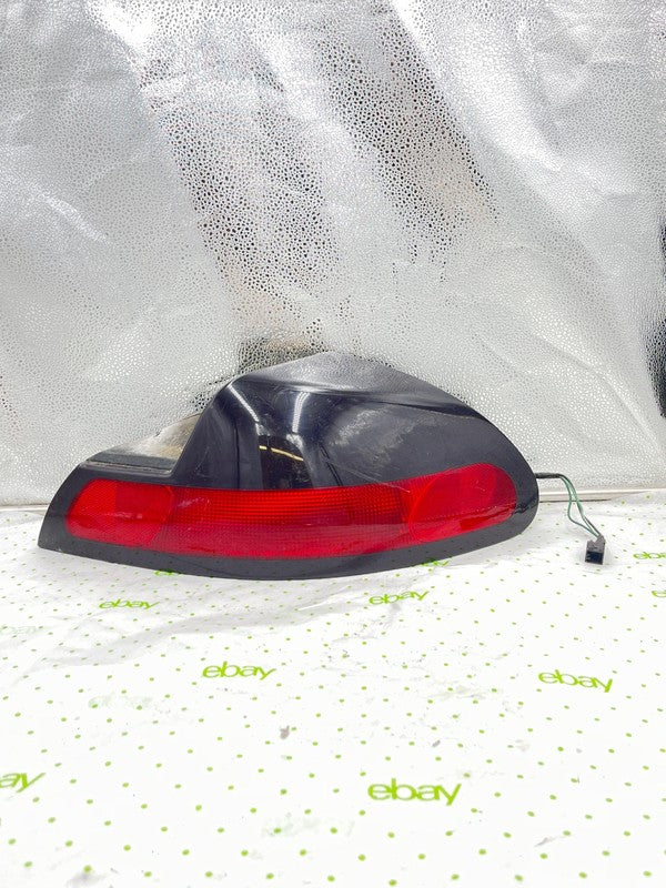 97 98 99 00 DODGE AVENGER Tail Light Assembly Right passenger side