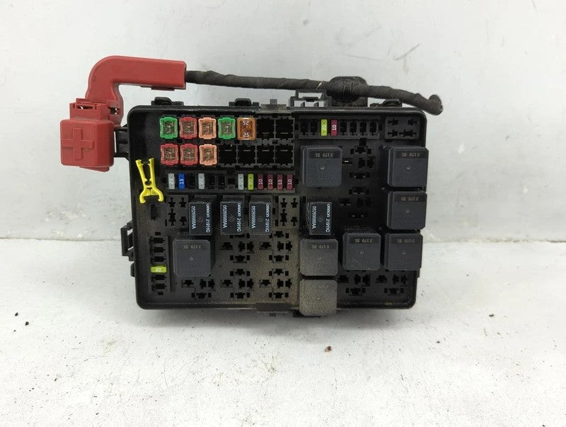2012-2014 Chrysler 300 Fusebox Fuse Box Relay Module Engine Compartmen