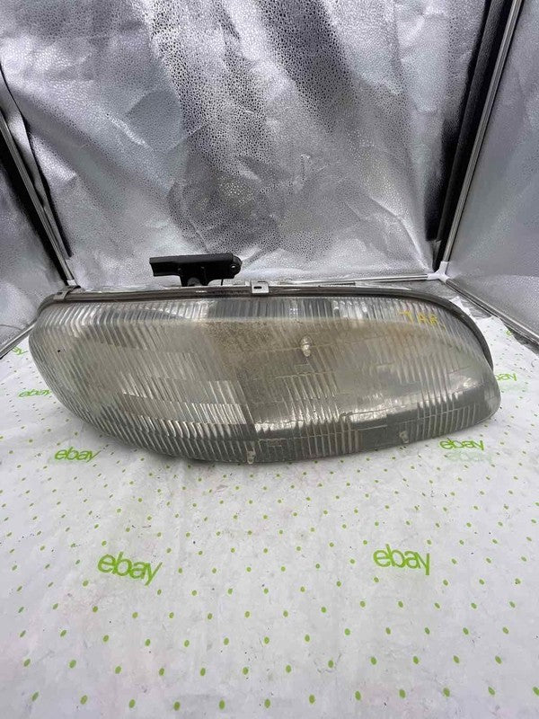 95 96 97 98 99 CHEVY MONTE CARLO Headlamp Assembly Right passenger sid