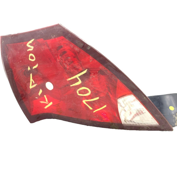 03 04 05 06 07 SATURN ION Tail Light Assembly Right passenger side