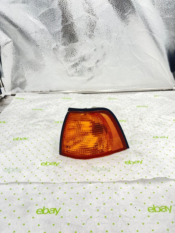 92 93 94 95 BMW 325I Front Lamp Left driver side