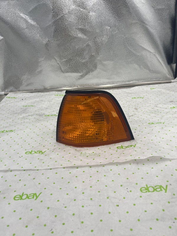 92 93 94 95 BMW 325I Front Lamp Left driver side