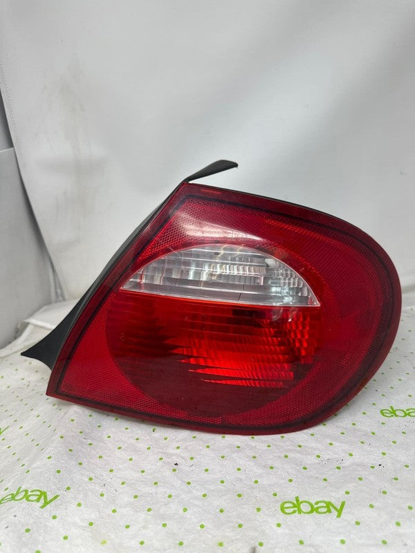 03 04 05 DODGE NEON Tail Light Assembly Right
