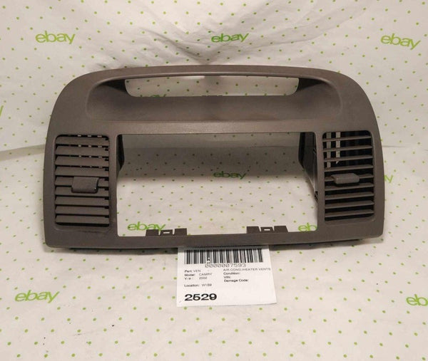 02 TOYOTA CAMRY Air Cond./heater Vents CENTER DASH VENT RADIO TRIM BEZ