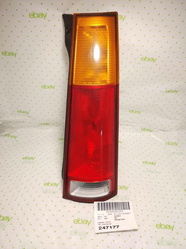 97 98 99 00 01 HONDA CRV Tail Light Assembly Right