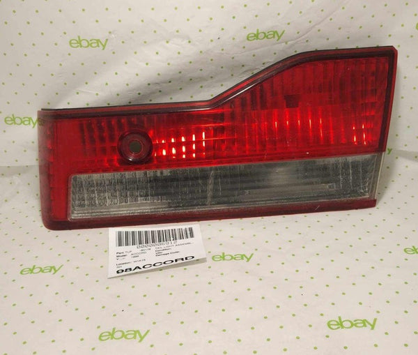 98 99 00 HONDA ACCORD Tail Light Assembly Right