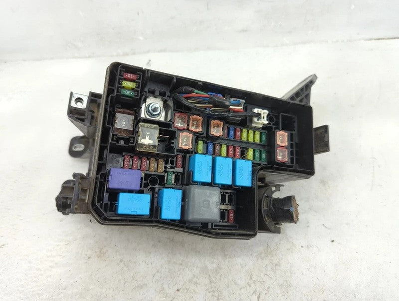 2013-2018 Toyota RAV4 Gasoline LH Engine Fuse Box OEM