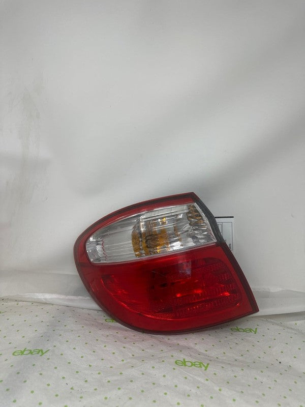 00 01 INFINITI I30 Tail Light Assembly Left