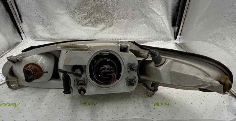 95 96 97 FORD CONTOUR Headlamp Assembly Right
