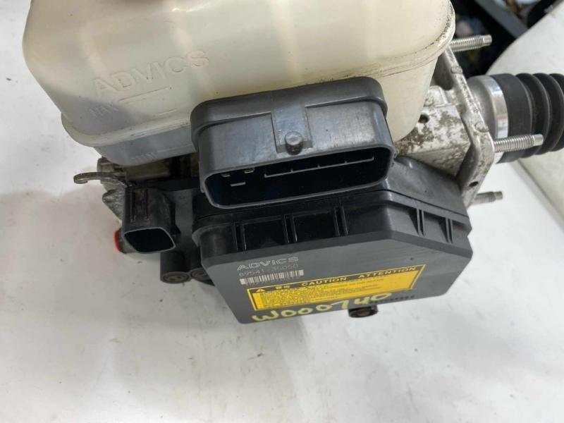 2005-2009 Toyota 4Runner Abs Anti-Lock Brake Actuator Pump Module Asse