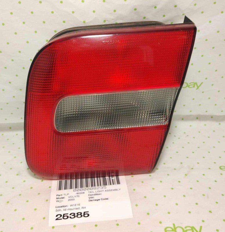 98 99 00 VOLVO 70 SERIES Tail Light Assembly Right