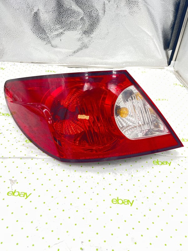 07 08 CHRYSLER SEBRING Tail Light Assembly Left driver side