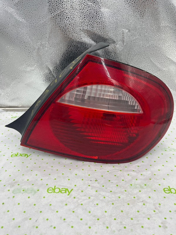 03 04 05 DODGE NEON Tail Light Assembly Right