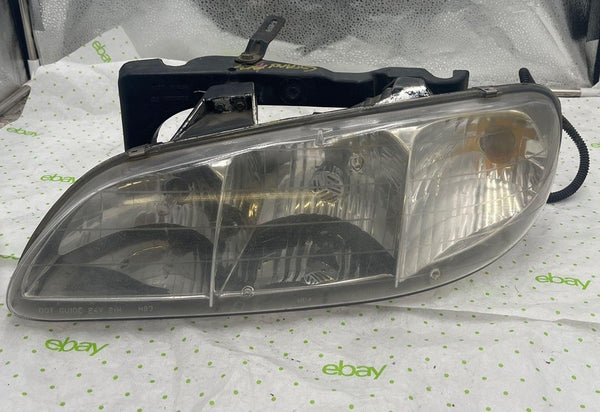 96 97 98 PONTIAC GRAND AM Headlamp Assembly Left