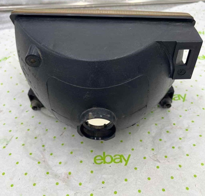 93 94 95 JEEP GRAND CHEROKEE Headlamp Assembly Right
