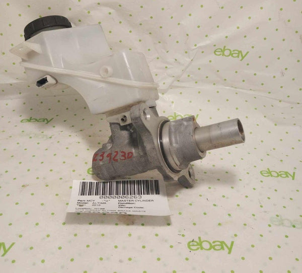 10 NISSAN ALTIMA BRAKE Master Cylinder