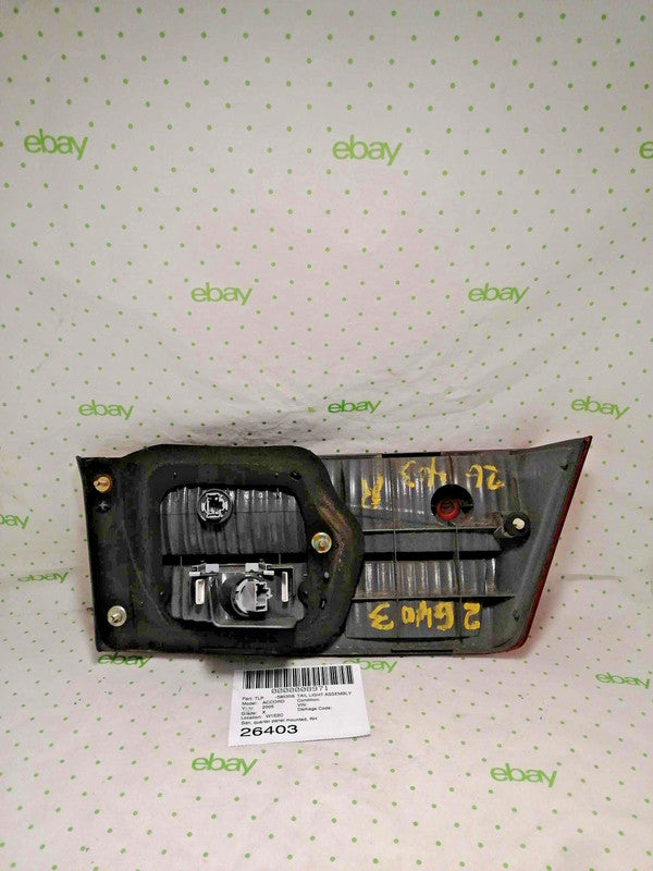 Tail Light Assembly HONDA ACCORD Right 03 04 05