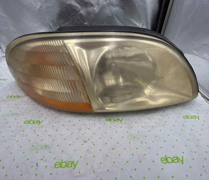98 FORD WINDSTAR Headlamp Assembly Right