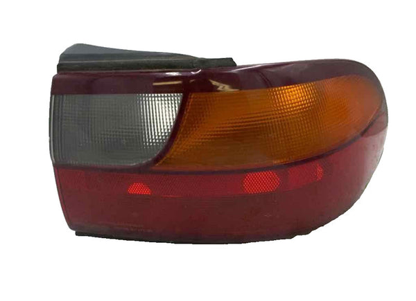 97 98 99 00 01 02 03 04 05 CHEVY MALIBU Tail Light Assembly Right pass