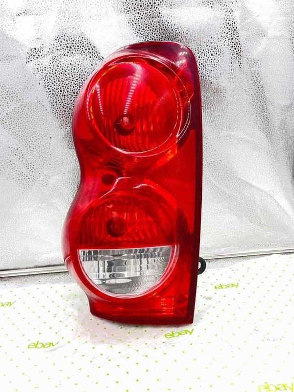 04 05 06 07 08 09 DODGE DURANGO Tail Light Assembly Left driver side