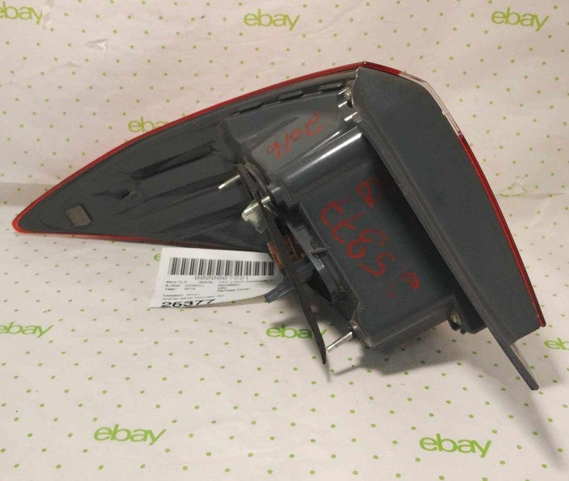 14 15 16 TOYOTA COROLLA Tail Light Assembly Right