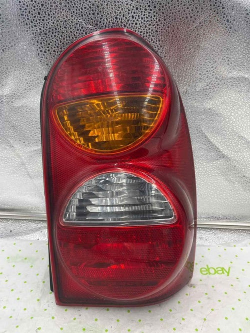 02 03 04 JEEP LIBERTY Tail Light Assembly Right